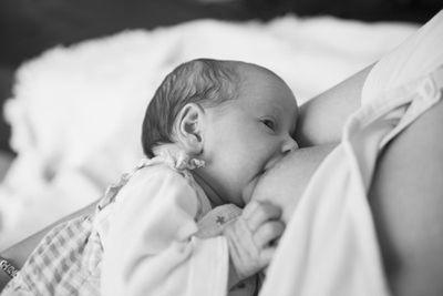 The Best Breastfeeding Tips for New Moms image 2