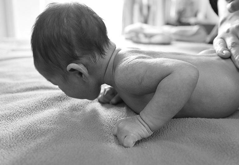 The Benefits of Tummy Time and Why You Should Be Doing it photo 0